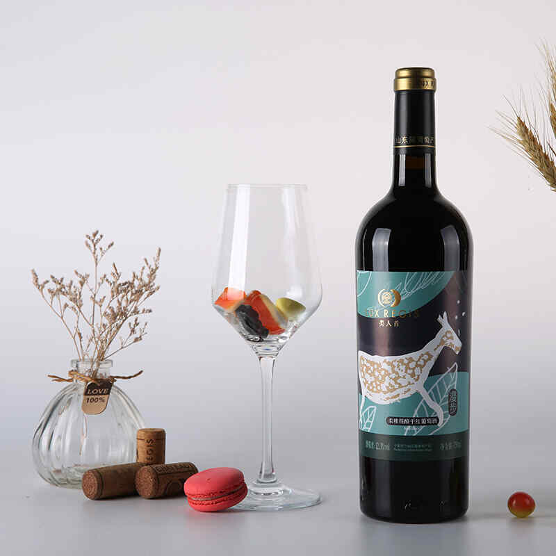 紅酒配烤肉嗎，烤肉怎么腌制顏色變紅?